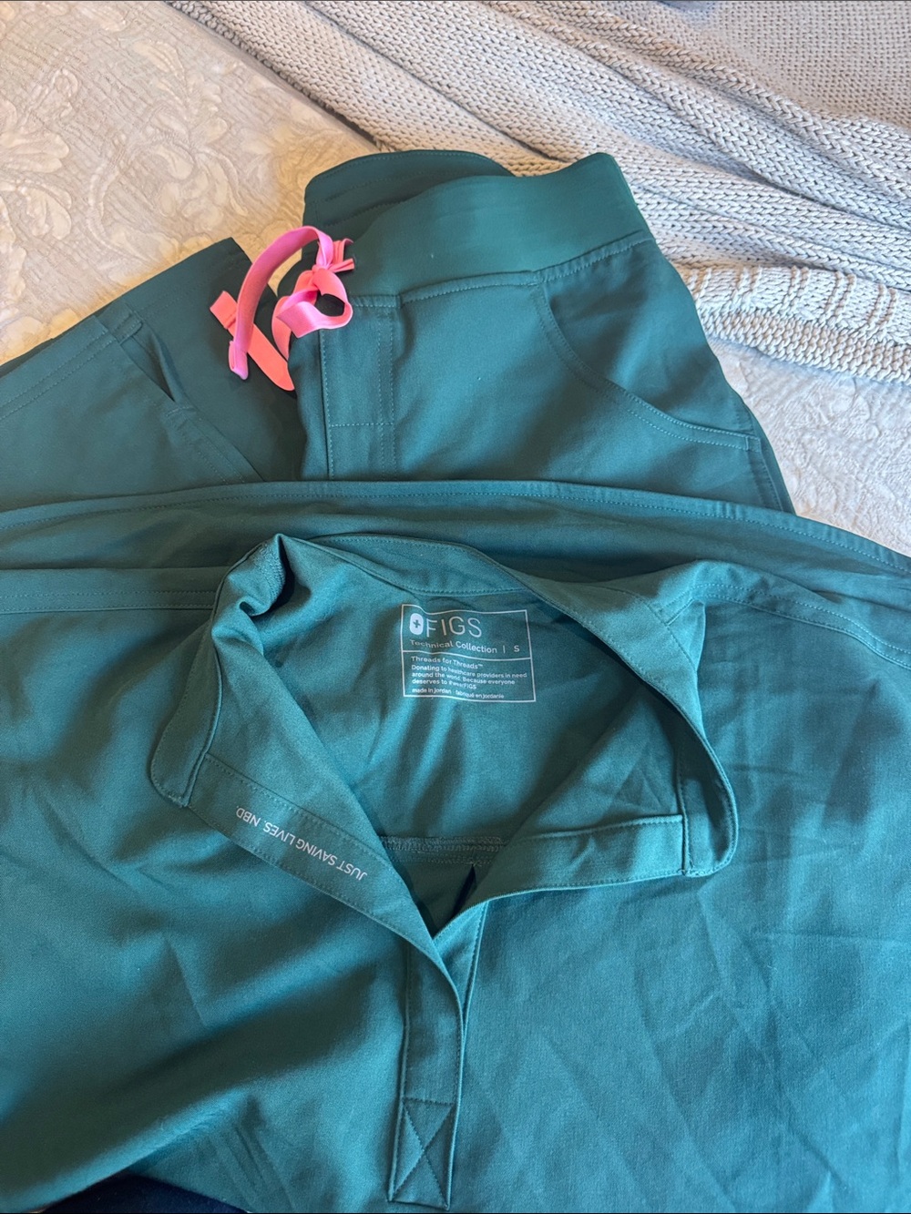 FIGS Teal Green Scrub Set with Pink Drawstring